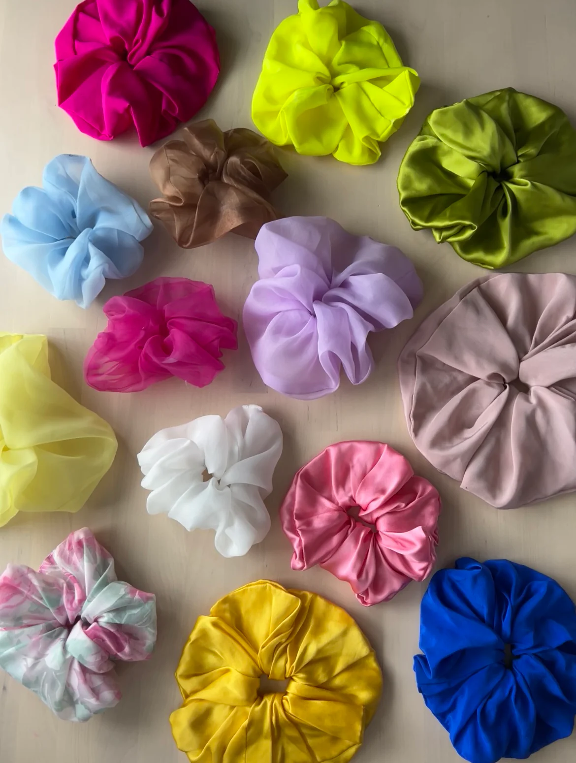 Mystery Oversized Scrunchie - Image 4