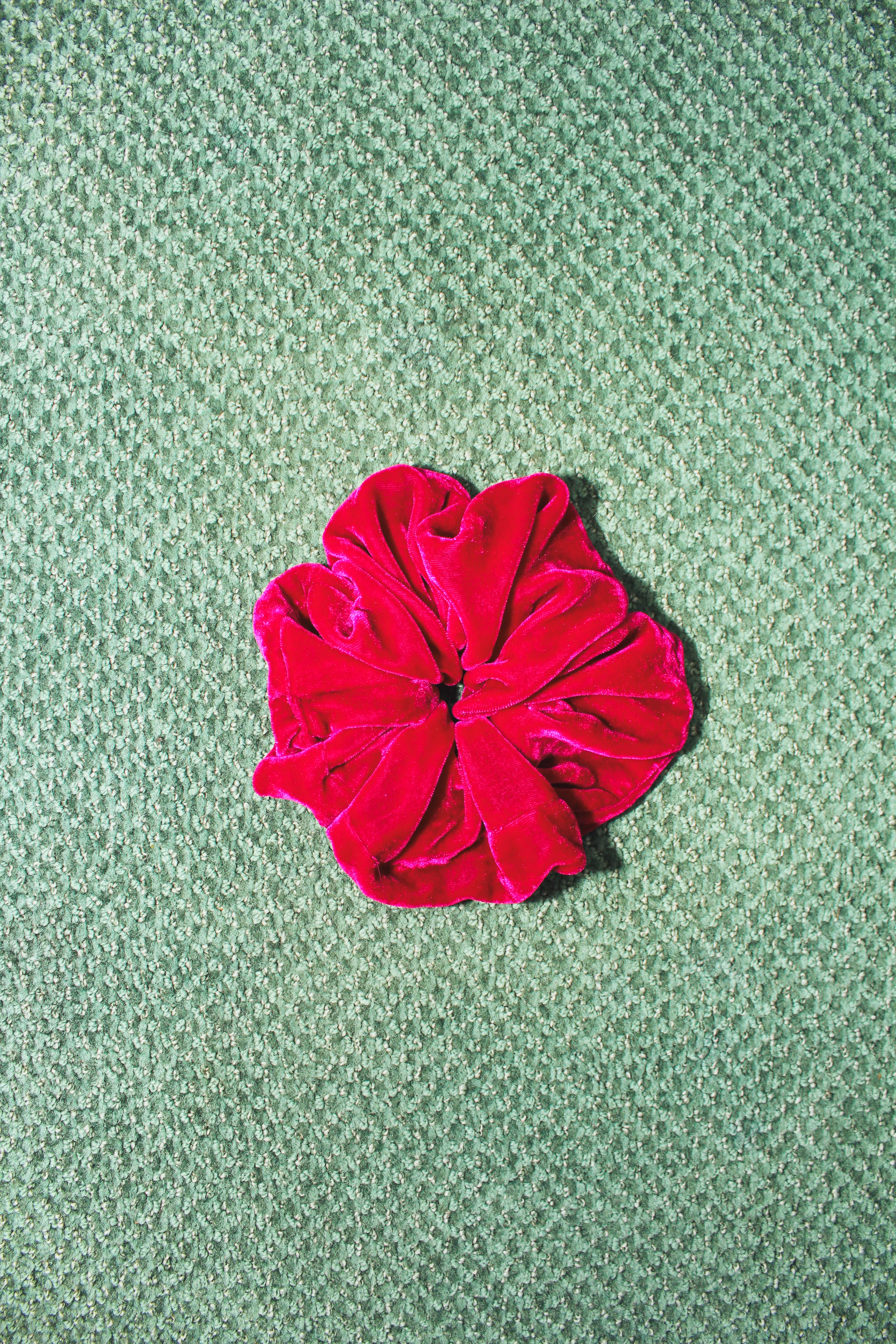Oversized Velvet Scrunchie - Image 3